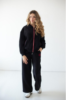 Костюм жіночий